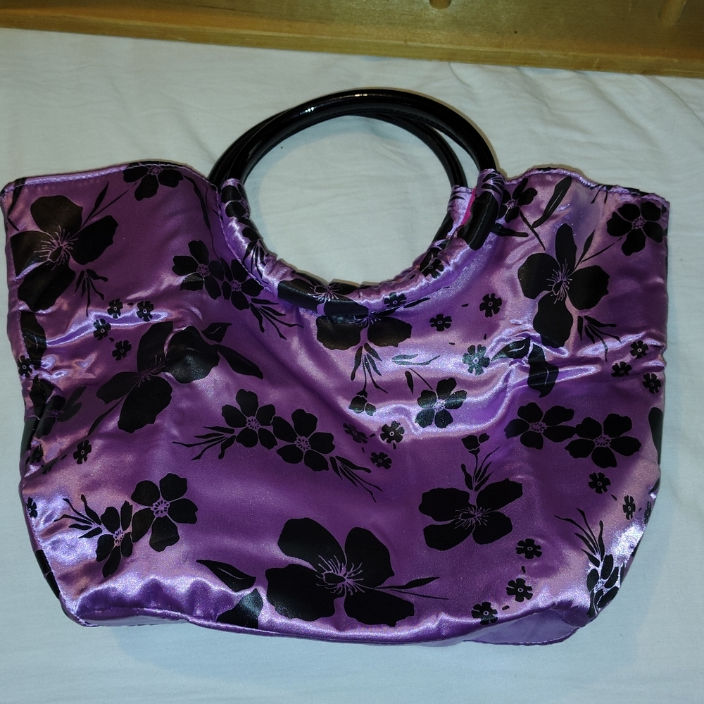 NWT Purple, Black And Pink Floral Women's Purse/Bag with Black Accents, Read👇 - Picture 4 of 4